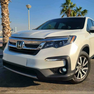 Honda Pilot V6 3.5L 2020 Intérieur en cuir foncé d'occasion Essence FWD avec galerie de toit en alliage d'aluminium - Product Image 1