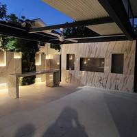 Pérgola Moderna Retráctil Personalizable de Aluminio con Recubrimiento en Polvo, Ecológica, Resistente a la Intemperie, con Techo de Láminas Impermeables para Uso en Exteriores