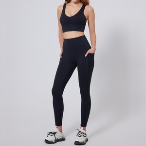 Conjunto de Yoga de 2 piezas sólido de talla grande de alta calidad OEM para mujer 100% algodón ropa activa para gimnasio Fitness - Product Image 3