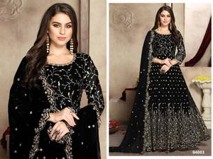 Dernière conception Belle style moderne Nouvelle arrivée Fox Georgette Salwar Suit & Dupatta Avec Fil & Zari Brodé Point Travail - Product Image 4