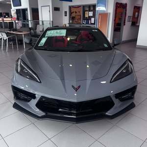 Chevrolet Corvette Stingray 3LT Usado del 2025 - Product Image 1