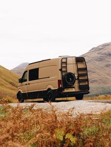 Camping-cars de luxe modernes, camping-cars contemporains de luxe. - Product Image 2