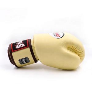 Top Trending Custom Made Twins Genuine Muay Thay Sparring <b>Gloves</b> Youth Boxing <b>Gloves</b> Genuine Cowhide Training <b>Gloves</b> for Adults - Product Image 3