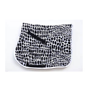 Tapis de selle imprimé personnalisé pour chevaux disponible en différentes couleurs, styles et options de broderie Tapis de selle pour chevaux - Product Image 3