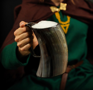 Bracelet en cuir 800ml vin bière hydromel Viking tasses à boire, cadeau d'anniversaire, cadeaux de mari, cadeau de couples, cadeaux de Noël - Product Image 1