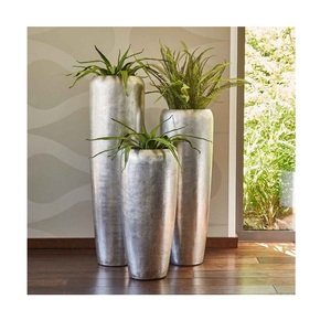 Recién llegado, juego de macetas grandes de tres diseños modernos, Metal, hierro, tamaño personalizado, forma de Color, usos en la decoración del hogar - Product Image 1