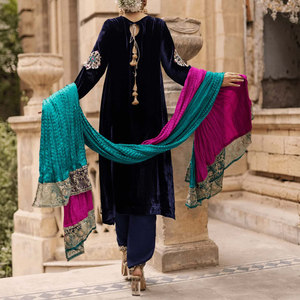 Vente en gros Meilleure vente Taille personnalisée femmes robe de soirée pakistanaise Prix raisonnable femmes robe de soirée pakistanaise - Product Image 2