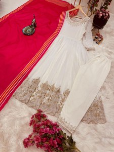 Vestido Anarkali de trabajo de secuencia de bordado de Georgette de imitación de diseñador más reciente de Fab Zone - Product Image 4