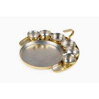 Plateau de service ovale en métal de luxe avec poignées en feuille d'or finition argentée plateau décoratif pour la décoration intérieure cadeau de table à manger