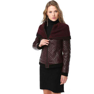 Veste de moto en cuir véritable personnalisé de haute qualité pour femmes, coupe-vent marron avec fermeture éclair et doublure en satin à col montant - Product Image 3