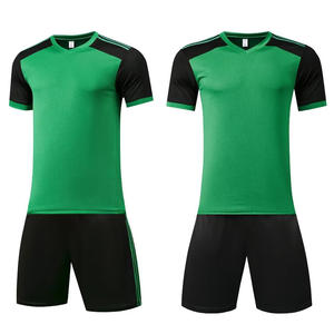 Cómodo Original de fábrica, barato, estampado personalizado, 100% poliéster, cuello en V, Unisex, conjunto de fútbol para adultos, transpirable, de secado rápido - Product Image 6