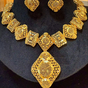 Conjunto de Joyería de Cadena Estilo Dubai Chapado en Oro - Product Image 1