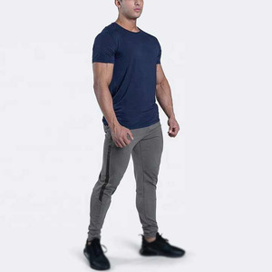 Pantalones Deportivos de Alta Calidad, Corte Ajustado, Lisos, con Bolsillos con Cremallera, Logotipo Personalizado, de Algodón y Poliéster para Gimnasio, para Hombre - Product Image 4