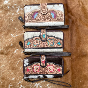 Nouvel arrivage Portefeuille personnalisé usiné à la main Sculpture Portefeuille en cuir de vachette Portefeuille floral multi-usages Portefeuille en cuir véritable - Product Image 4