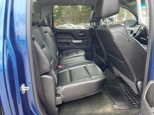 SUPER RÁPIDO 2016 CHI-VRO-LIT SIL-VA-RA-DO 1500 LT CREW CAB 4WD TRANSMISIÓN AUTOMÁTICA ASIENTOS DE CUERO - Product Image 5