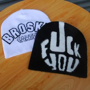 Chapeaux d'hiver de haute qualité Bonnets en tricot avec logo personnalisé et broderie 3D Bonnet en acrylique Jacquard Mohair pour les voyages d'affaires - Product Image 2