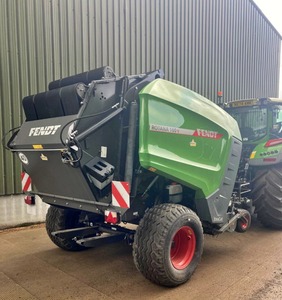 High Quality Square Baler Tractor Straw Hay with Engine and Motor Wheel Bale <b>Press</b> High Productivity 1 Year Warranty - Product Image 6