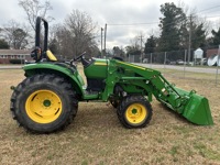 Tracteur agricole miniature John Deere d'occasion avec chargeur frontal 4x4 55 CV pour moteur, pompe à engrenages et roulement
