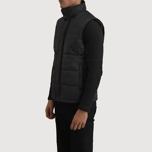 Blouson sans manches d'hiver 2025 pour homme, design décontracté surdimensionné, logo frontal, tissu respirant et écologique en nylon/polyester - Product Image 4