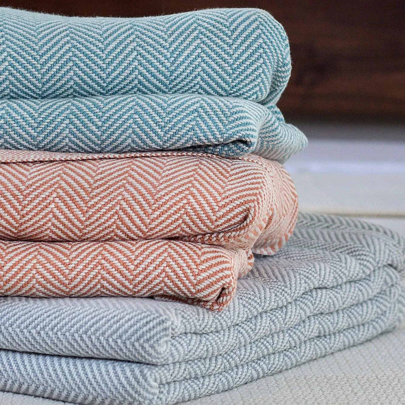 Хит продаж, хлопковые органические одеяла с индивидуальным ярлыком по заводской цене и индийское Хлопковое одеяло ручной работы