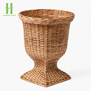 Florero decorativo de ratán tejido a mano Vieira minimalista de alta calidad, jarrón de mesa de ratán, OEM meticuloso de la fábrica de Vietnam - Product Image 6