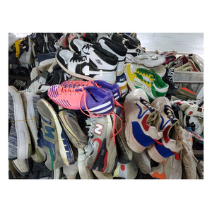 Precio de liquidación Inventario zapatos Zapatos baratos de segunda mano en stock Marca - Product Image 3