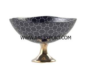 Bols de service modernes de couleur noire de luxe avec feuille de fleur d'or de styliste - Product Image 4