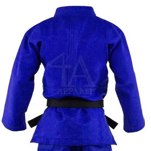 Uniforme de Karate fabricado en Pakistán para hombres con tela ligera diseñada para la venta en línea - Product Image 6
