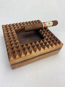 Natural Wood Wooden <b>Ashtray</b> For Home Decor Ideal For Smokers Lounge And Traditional Antique Style Decoration - Product Image 4