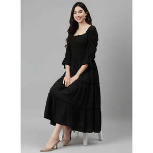 เดรสยาวทรงเอไลน์สีดำสำหรับผู้หญิง แบรนด์ดีบาโก คอเหลี่ยม แขนกุด แต่งระบาย สไตล์วินเทจ ผ้าชีฟอง ความยาวระดับชา - Product Image 5