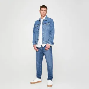 Veste en jean bleu délavé classique pour homme avec broderie personnalisée, style moto, vêtement d'extérieur - Product Image 2