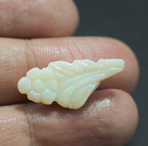 Cabujón de ópalo de fuego australiano, piedra preciosa de cristal Natural para hacer joyas, forma elegante negra y plateada con tallado de flores - Product Image 3