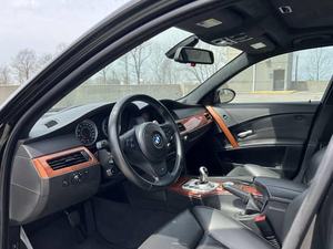 BMW M5 d'occasion 2006, conduite à gauche/droite - Product Image 3