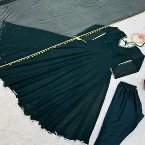 Conjunto de traje acampanado pesado para mujer Faux Georgette Kurti con trabajo hecho a mano y encaje, Pantalón de algodón y Fancy Dupatta - Product Image 4