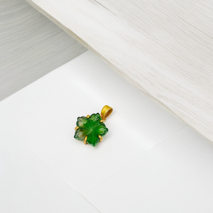 Wholesale Single Piece Carved Green Fluorite Flower <b>Pendant</b> - 19mm Color-Changing Healing Gemstone Charm for DIY Jewelry Making - Product Image 1