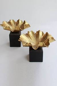 Leaf Gold Modern Designer Leaf Aluminum <b>Platter</b> High-Quality Scratch Metal <b>Platter</b> Artisanal Decorative Tabletop Masterpiece - Product Image 3