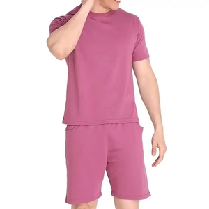 เสื้อยืดคอกลมผ้าฝ้ายสีพื้นสำหรับผู้ชายพร้อมกางเกงขาสั้นชุดลำลองระบายอากาศได้ดีสำหรับฤดูร้อน - Product Image 5