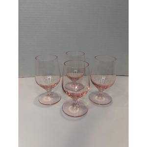 Las copas de vino de cristal realzan las pequeñas burbujas de los vinos espumosos. Un copa de vino de cristal favorece experiencias de degustación consistentes. - Product Image 1