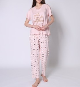 Pyjamas décontractés pour femmes, fabrication ODM, 100% coton, tissu jersey doux et lisse, fermeture élastique à la taille, été, printemps, motif floral, court - Product Image 1