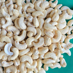 Wholesale Cashew W240 Cashew <b>Nuts</b> Cheap Price, OEM ODM Packaging Santigo - Product Image 1