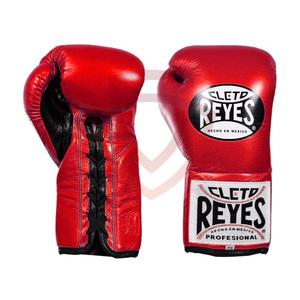 Gants de boxe professionnels Cleto Reys en cuir de vache, respirants et évacuant l'humidité, personnalisables pour les arts martiaux - Product Image 1