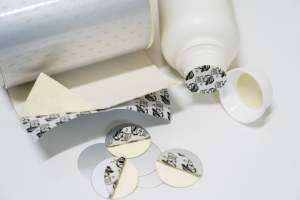 Traitements en feuille métallique imprimée et découpée avec film d'étanchéité PET de qualité alimentaire pour usage alimentaire et pharmaceutique - Product Image 6