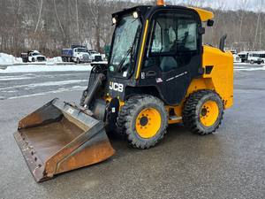 Cargadora retroexcavadora y minicargadora JCB 1CX usada con motor Caterpillar, carga nominal de 9 toneladas, cargadores delanteros y traseros - Product Image 3