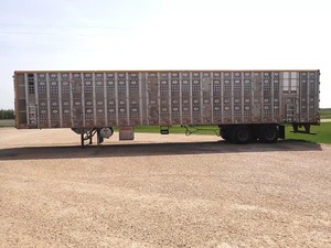 Remolque para Ganado con Componentes de Engranajes y Motor para Tractor en Venta - Product Image 2