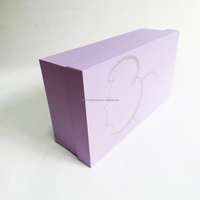 Boîtes d'emballage de chaussures personnalisables sur mesure, gaufrage, pelliculage mat, violet, rigides, fermeture magnétique, chaussettes faites à la main, fourrure personnalisée