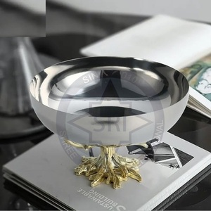 Plateau à fruits créatif en acier inoxydable de style nordique, plaque à collation en métal de luxe légère pour le bureau ou la maison pour la décoration de fête - Product Image 2