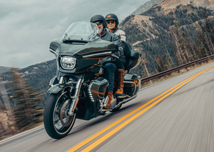 COMPRA Y CONDUCE: Motocicleta de Turismo Harley Davidson Street Glide 2026 de 2 Ruedas. OFERTAS DE LIQUIDACIÓN. - Product Image 3