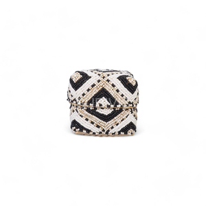 Vente en gros Budivis JBB005 boîte à bijoux perlée de luxe 10x10cm forme carrée options de couleur personnalisées stockage à la main de haute qualité - Product Image 2