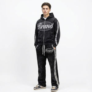 Chándal con Estampado Personalizado, Lavado Ácido y Pedrería, Diseño de Moda, Material de Alta Calidad para Ropa Urbana y Casual, Unisex - Product Image 6