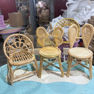 Chaise pour enfants en rotin faite à la main, sièges pour bébé écologiques, meubles légers et durables pour tout-petits, chaise artisanale tissée pour pépinière - Product Image 6